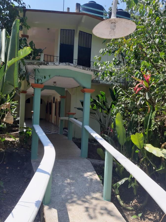 Hotel Cabanas Margarita & Ed 팔렝케 외부 사진